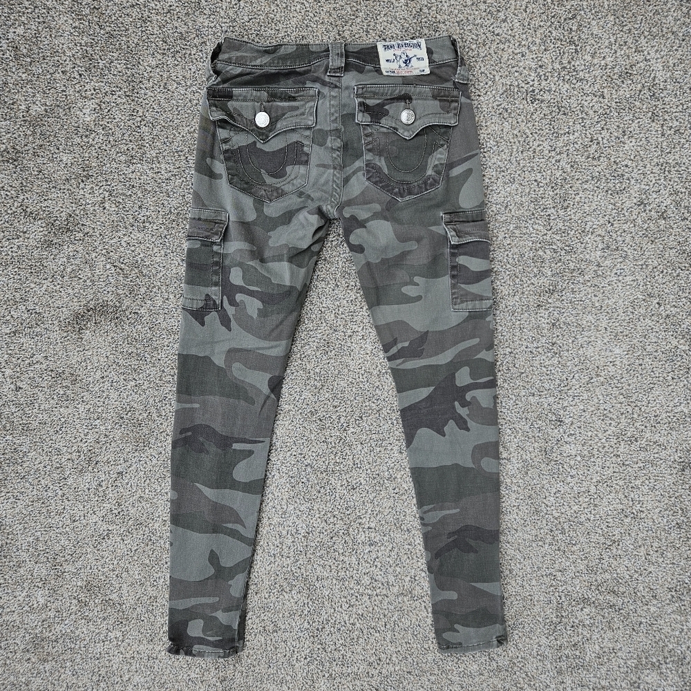 True Religion Camo Cargo Pants Utility Leggings Green Pockets Stretch Womens 24 - Picture 15 of 16